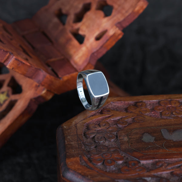 Obsidian Crest Signet Ring