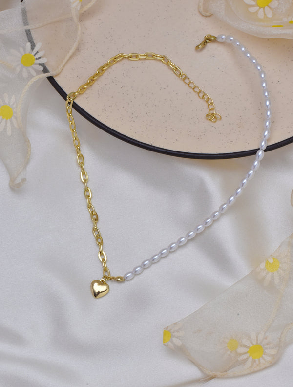 Elegant Pearl Heart Necklace