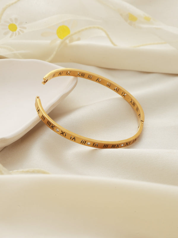 Timeless Bangle