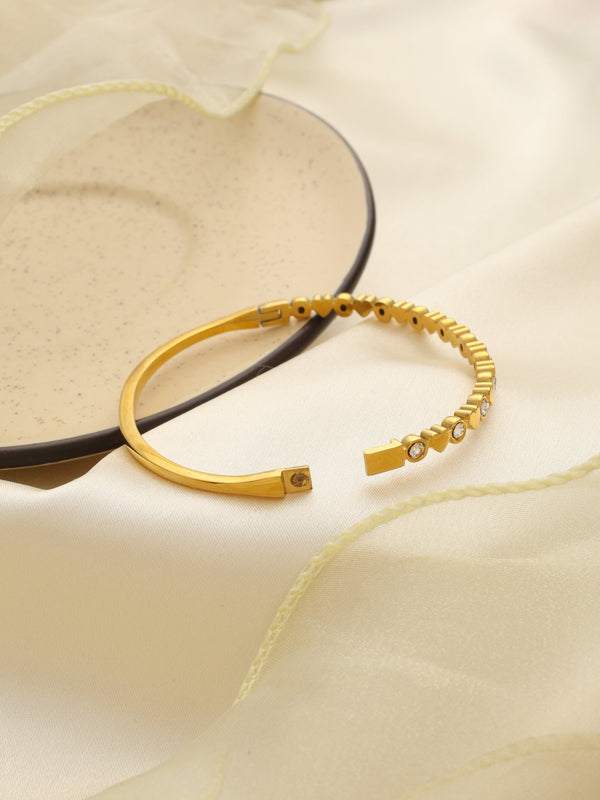 Charlotte Heart Bangle