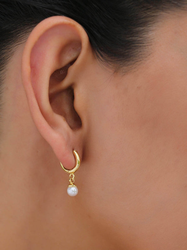 Pearl Drop Earrings