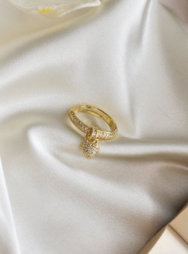 Klissaa Drop Heart Ring