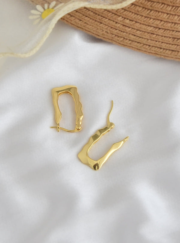 Statement Rectaungular Hoops