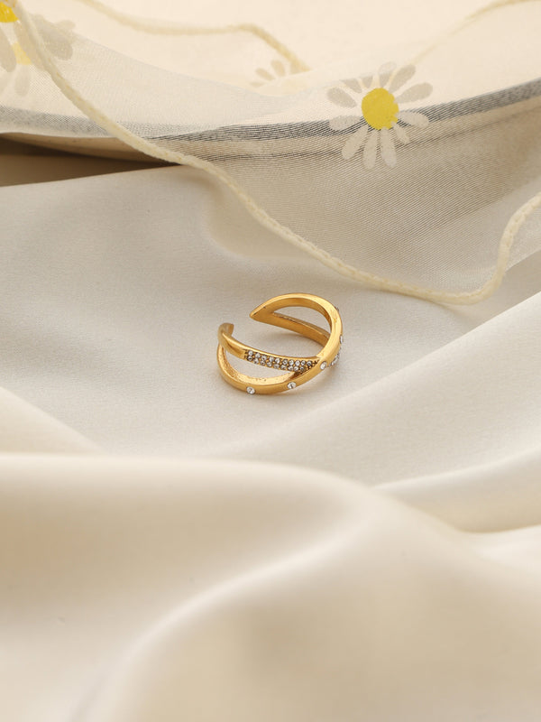 Millie Cross Ring