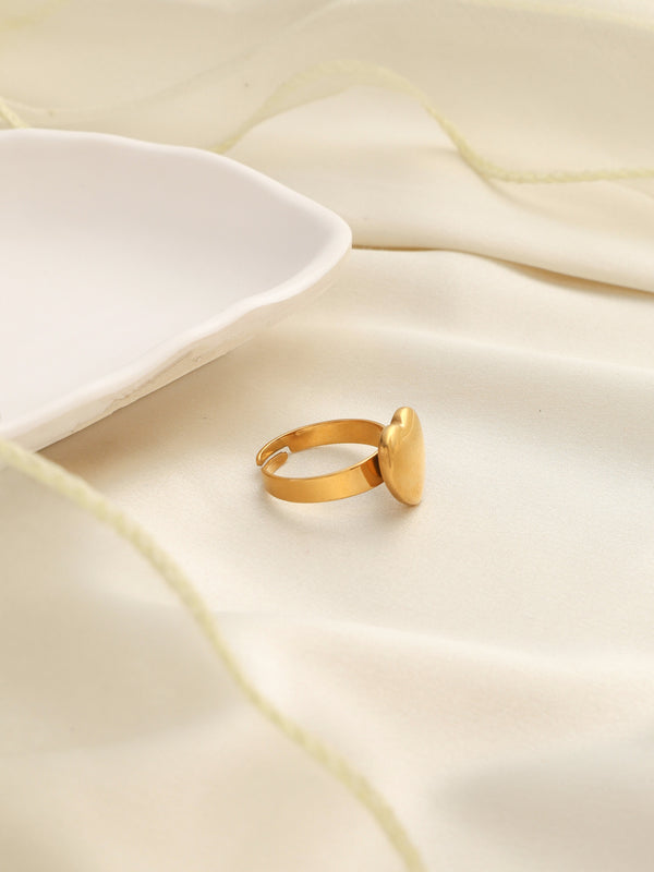 Classic Heart Ring